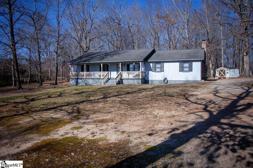 2997 Deck Road Gray Court, SC 29645 - Photo 3 of 19