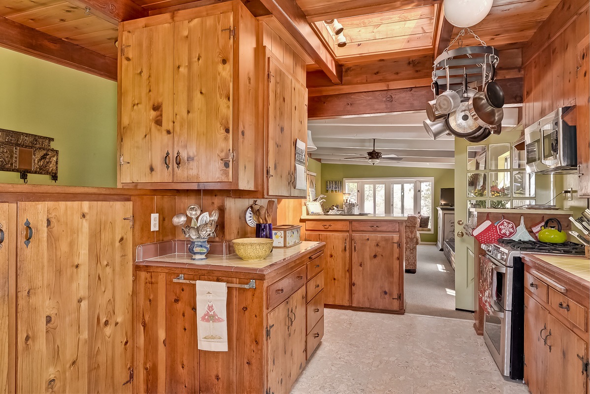 1605 Gascony Road Encinitas, CA 92024 - Photo 4 of 15