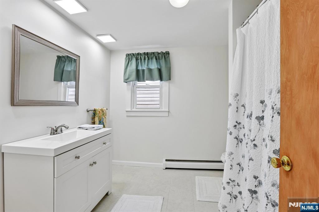 18 Patterson Street Harrison, NJ 07029 - Photo 29 of 46