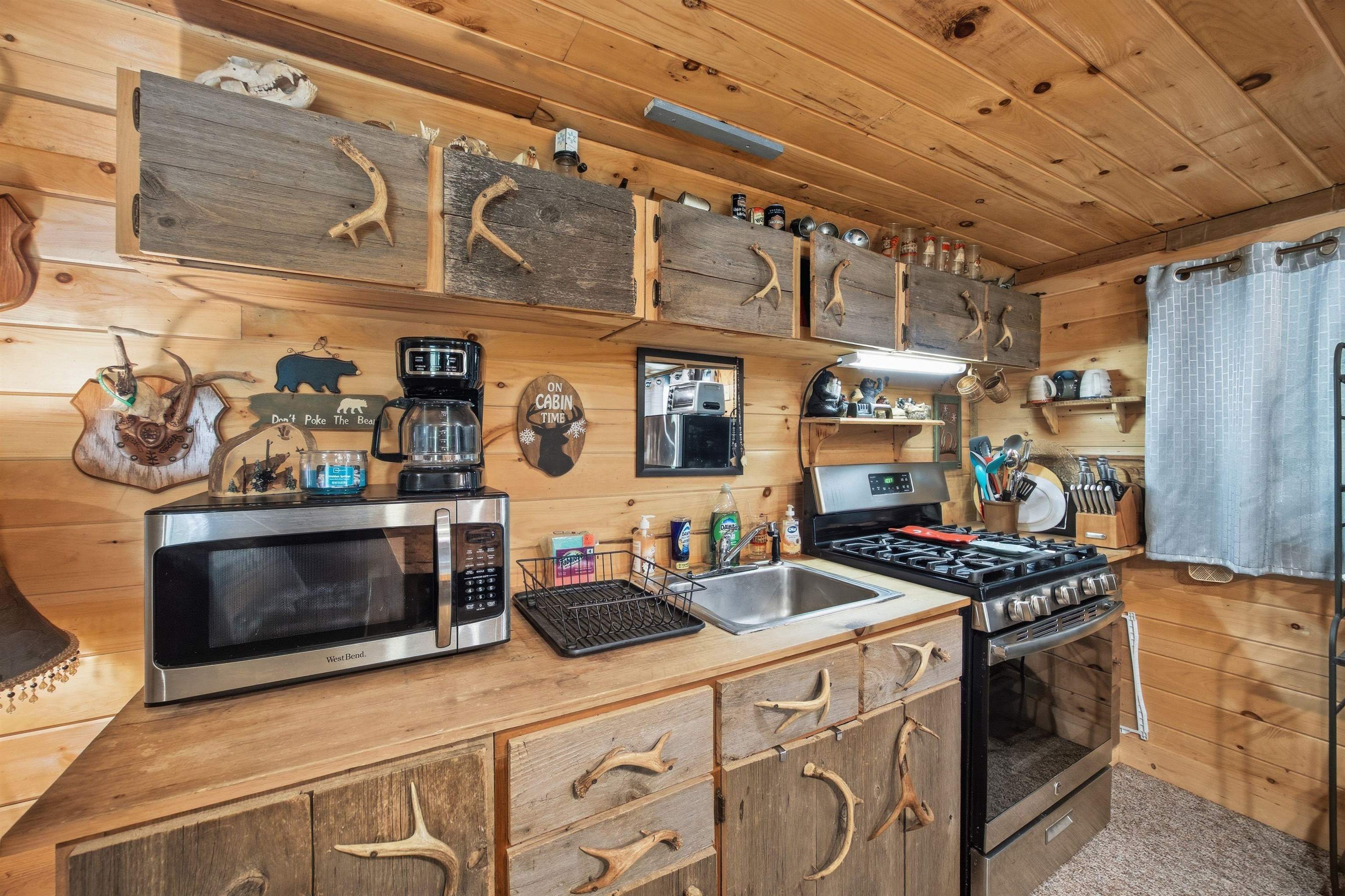 173 John Jones Road Middleton, NH 03887 - Photo 21 of 60