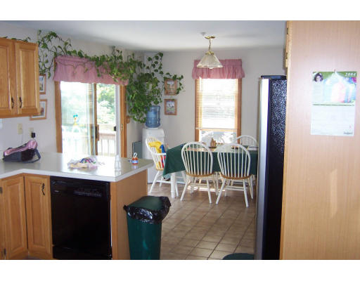 12 Red Maple Road Haverhill, MA 01832 - Photo 3 of 6