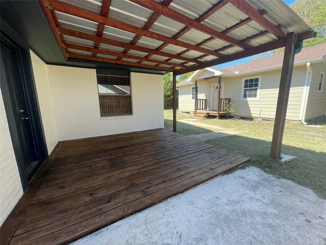 $1,700 | 1303 Pendergrass Street, Lockhart, TX 78644