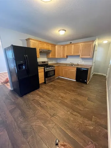 $1,700 | 1303 Pendergrass Street, Lockhart, TX 78644