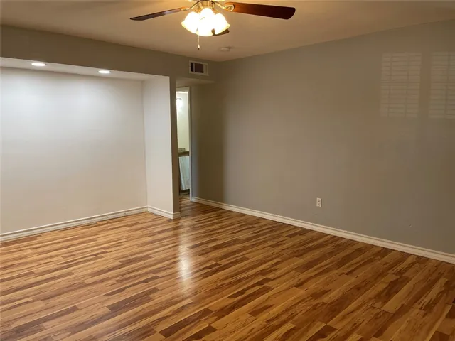 $1,700 | 1303 Pendergrass Street, Lockhart, TX 78644