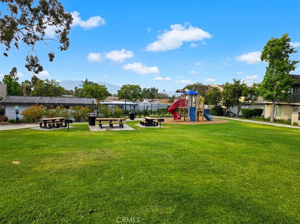 1538 Via Del Rio Corona, CA 92882 - Photo 12 of 14