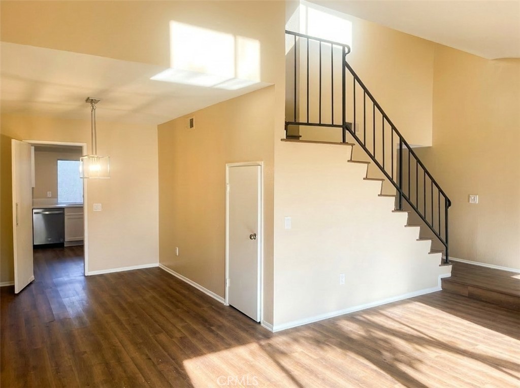 1538 Via Del Rio Corona, CA 92882 - Photo 3 of 14