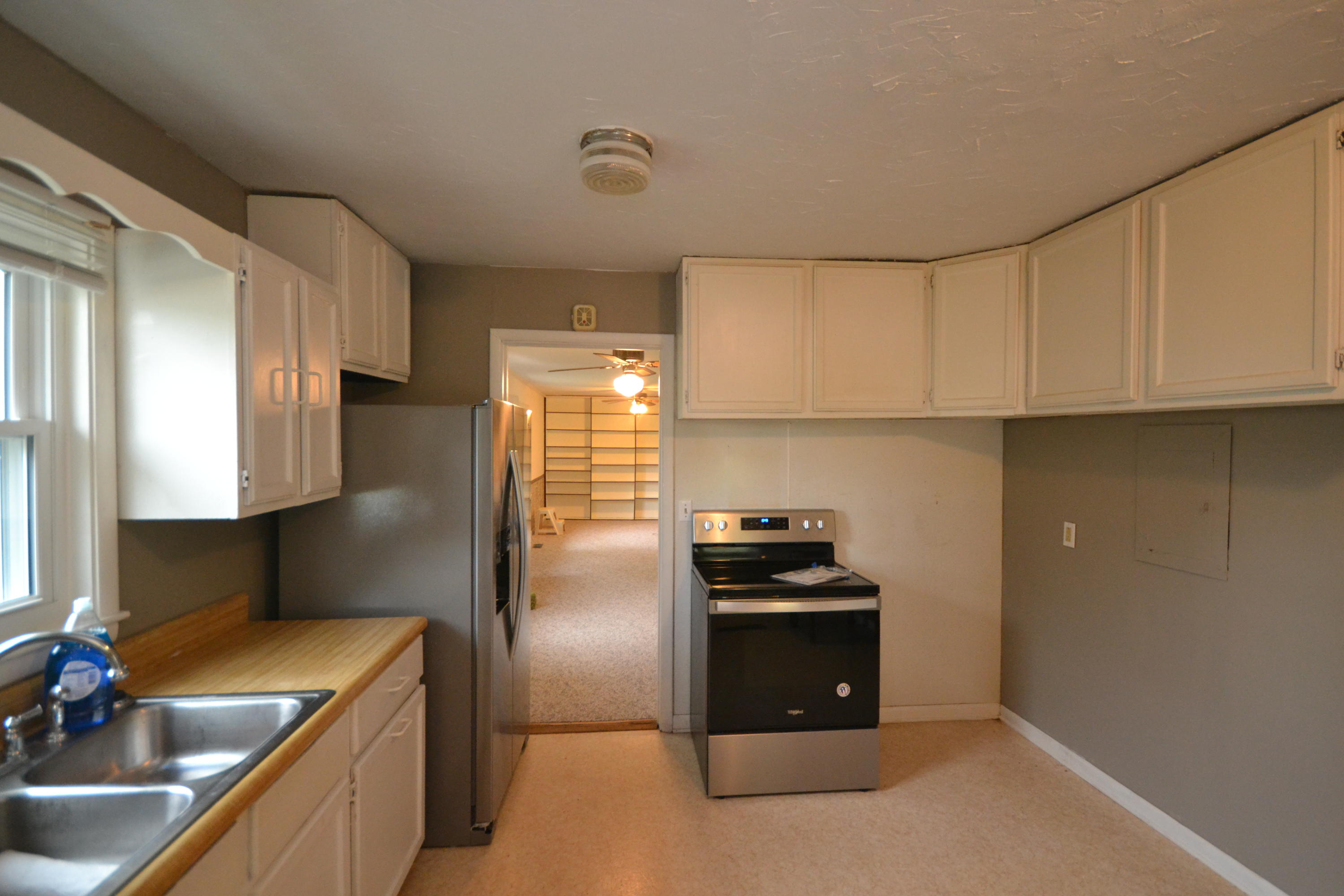 106 Briar Road Oak Ridge, TN 37830 - Photo 8 of 14 Kitchen Area