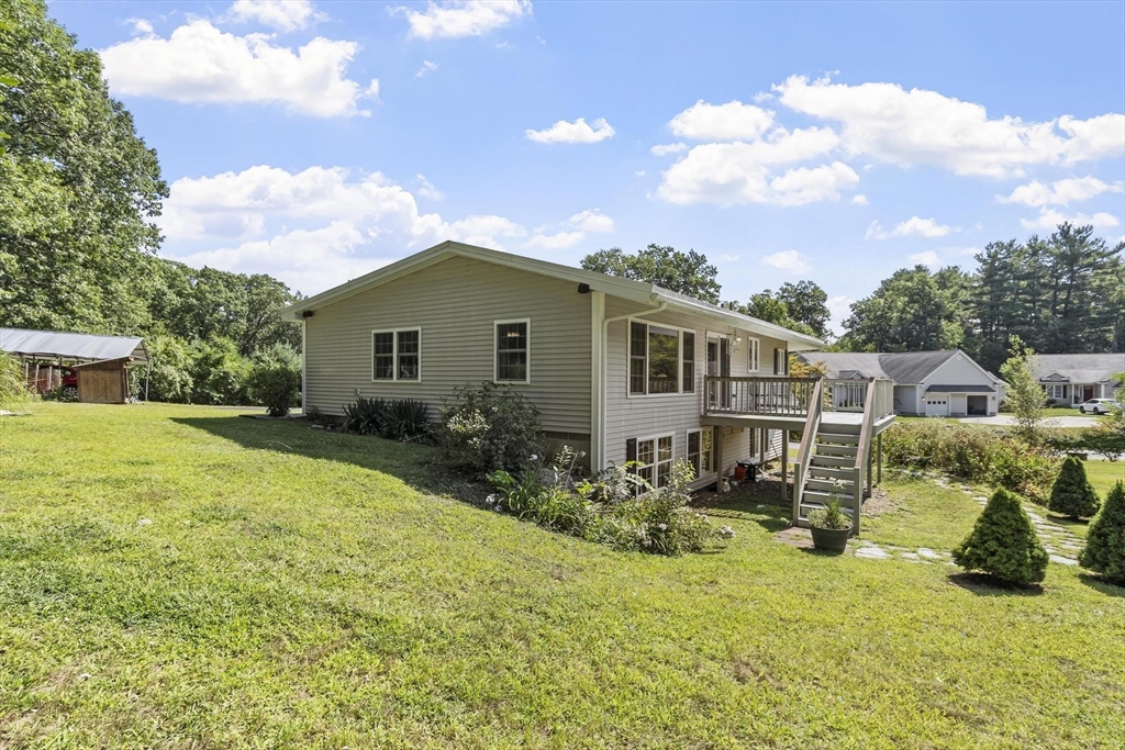 2 Reed Lane Littleton, MA 01460 - Photo 4 of 42 Gallery Image 4