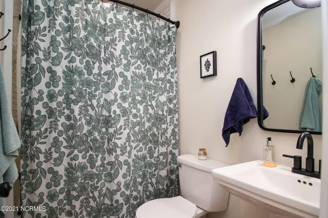 $2,650 | 107 Pine Needle Circle, Cape Carteret, NC 28584