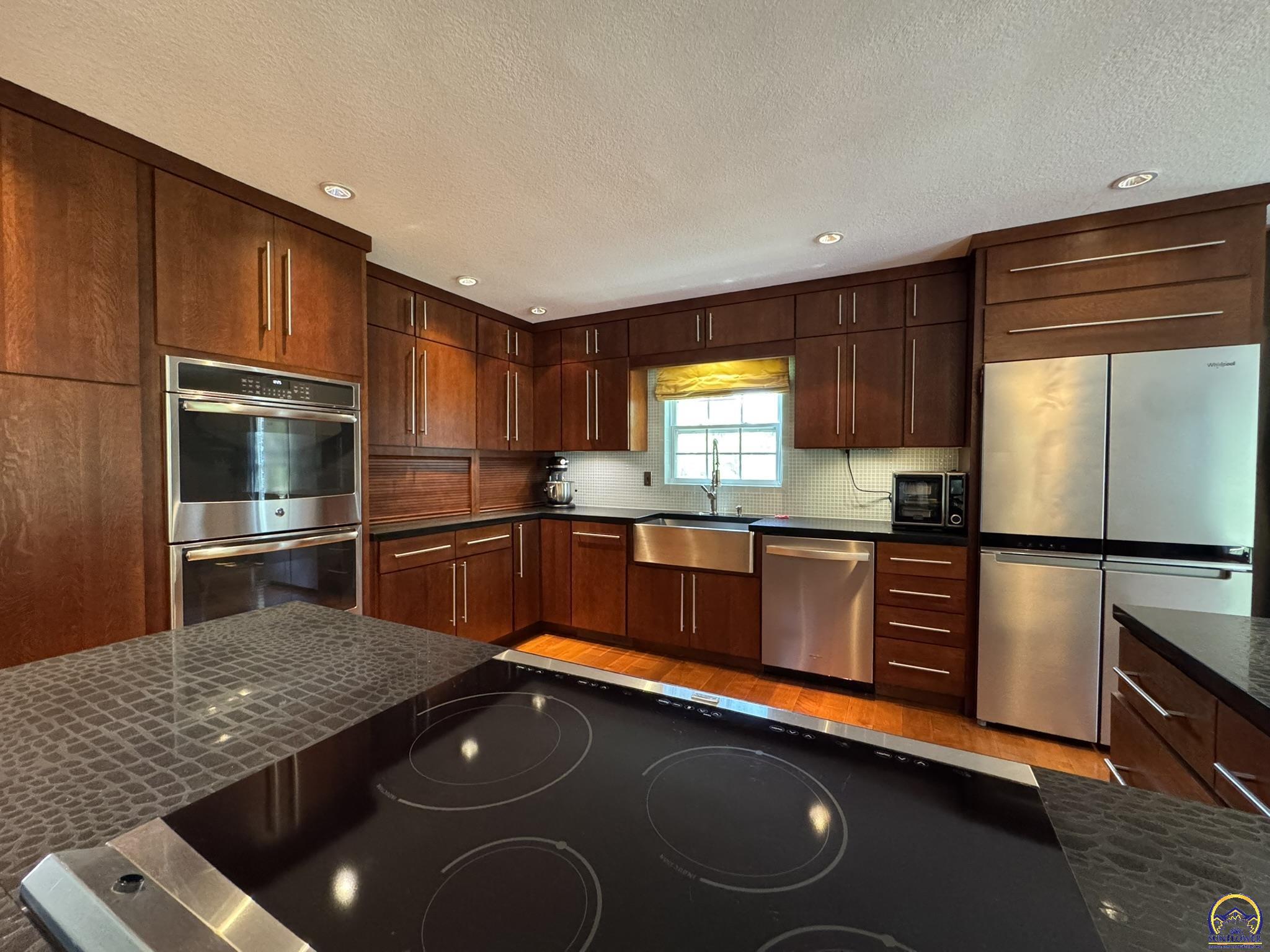 4415 Southeast West Edge Road Topeka, KS 66609 - Photo 22 of 90
