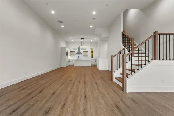 $4,750 | 2203 Hondo Avenue, Unit 205, Dallas, TX 75219