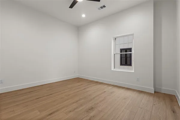 $4,750 | 2203 Hondo Avenue, Unit 205, Dallas, TX 75219