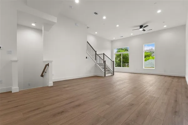 $4,750 | 2203 Hondo Avenue, Unit 205, Dallas, TX 75219