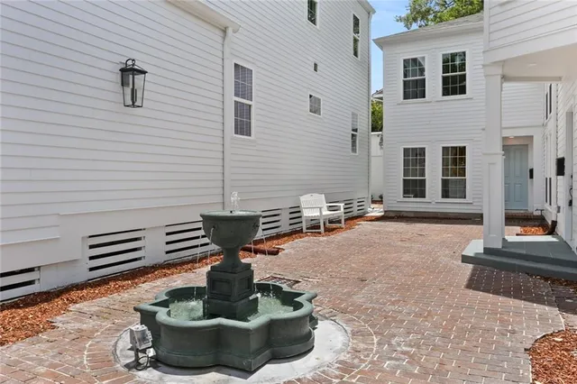 $3,200 | 914 Foucher Street, Unit 2, New Orleans, LA 70115