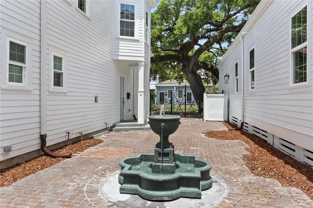 $3,200 | 914 Foucher Street, Unit 2, New Orleans, LA 70115