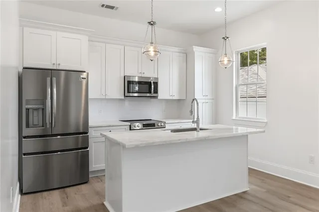 $3,200 | 914 Foucher Street, Unit 2, New Orleans, LA 70115