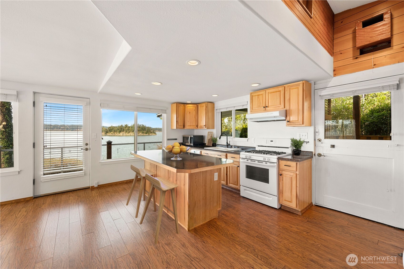 17888 Cobahud Road La Conner, WA 98257 - Photo 10 of 36