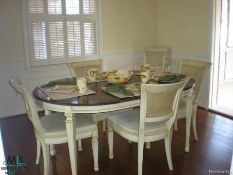 484 Fisher Road Grosse Pointe, MI 48230 - Photo 4 of 8 Dining room