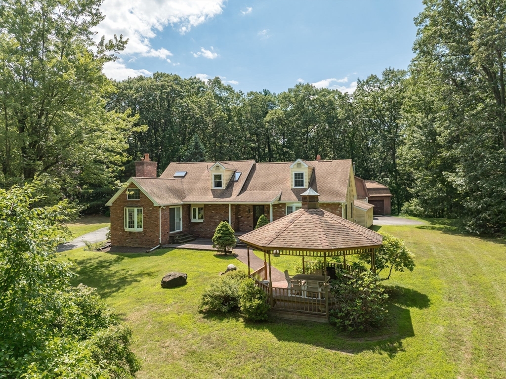 98 Blossom Road West Springfield, MA 01089 - Photo 1 of 42 Gallery Image 1