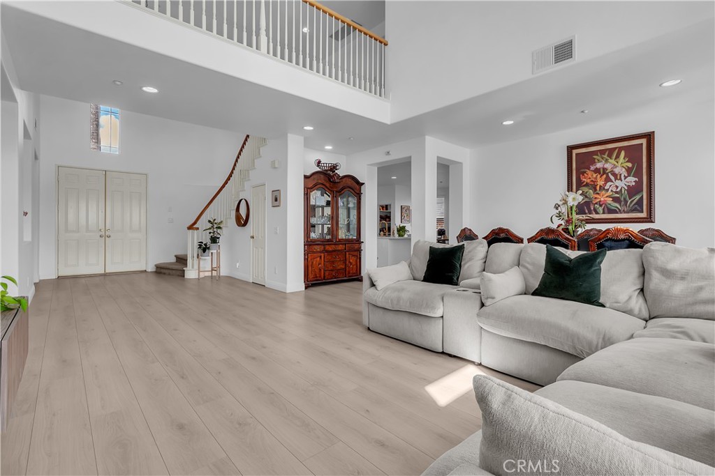 11416 Bridgeway Drive Riverside, CA 92505 - Photo 6 of 36