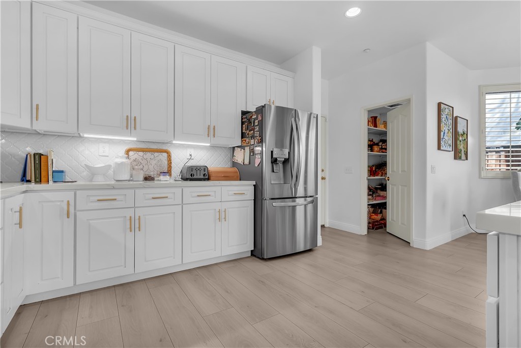 11416 Bridgeway Drive Riverside, CA 92505 - Photo 9 of 36