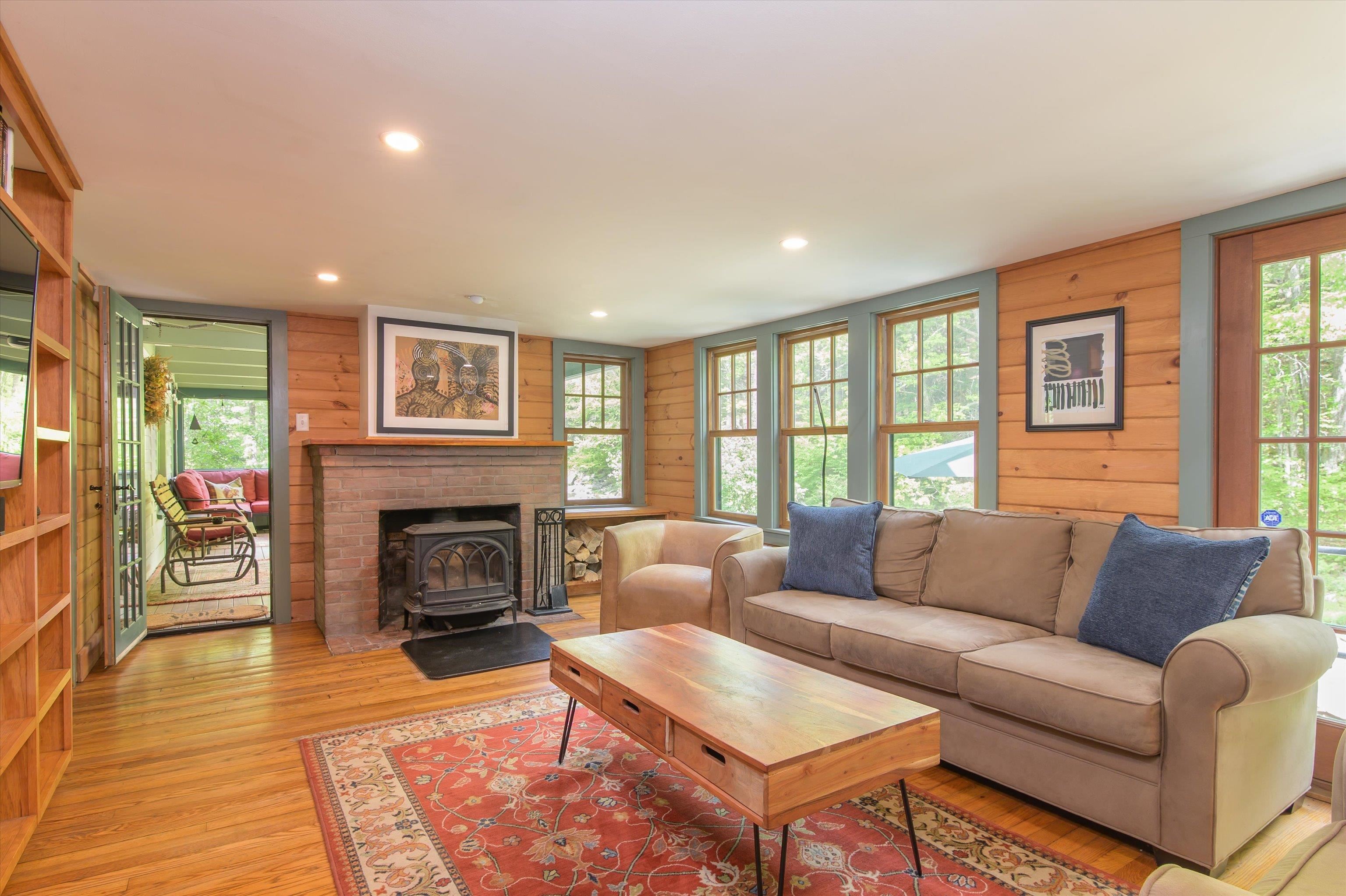 142 Dover Road Newfane, VT 05362 - Photo 8 of 58