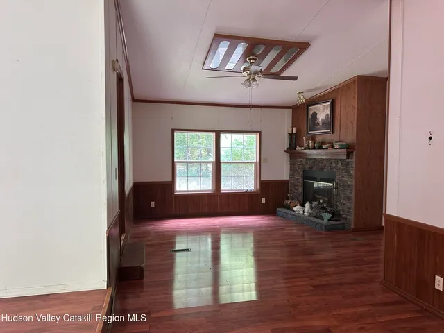 $299,900 | 166 Falls View Lane, Purling, NY 12470