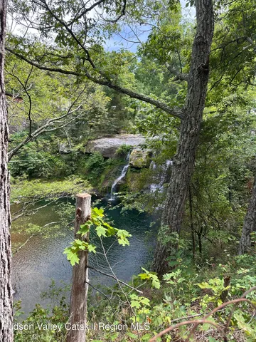 $299,900 | 166 Falls View Lane, Purling, NY 12470