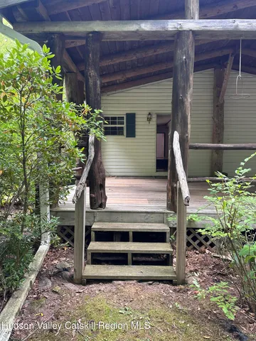 $299,900 | 166 Falls View Lane, Purling, NY 12470