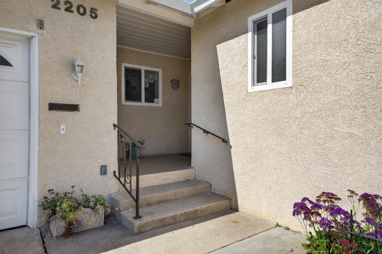 2205 Tully Road Modesto, CA 95350 - Photo 2 of 28
