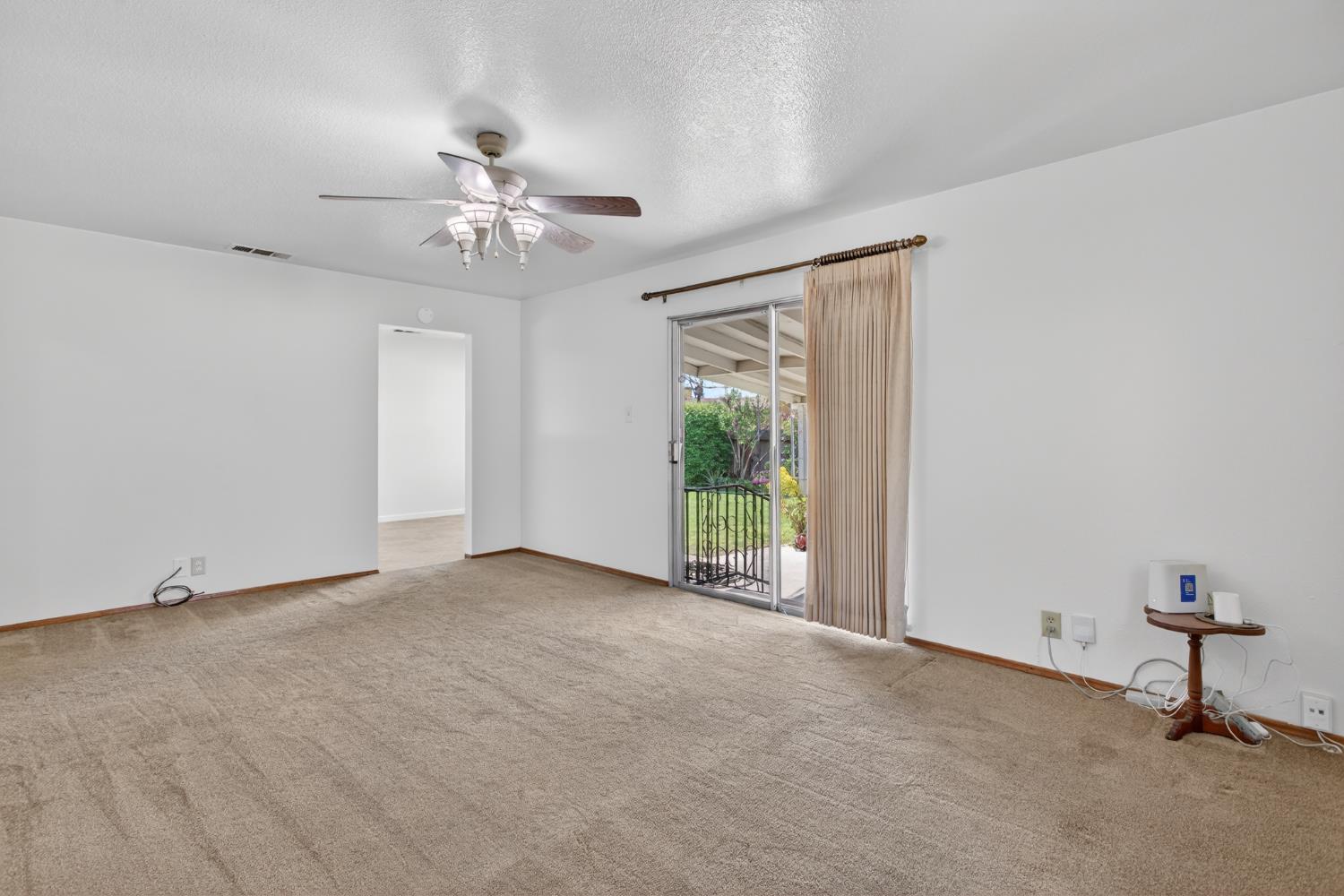 2205 Tully Road Modesto, CA 95350 - Photo 5 of 28