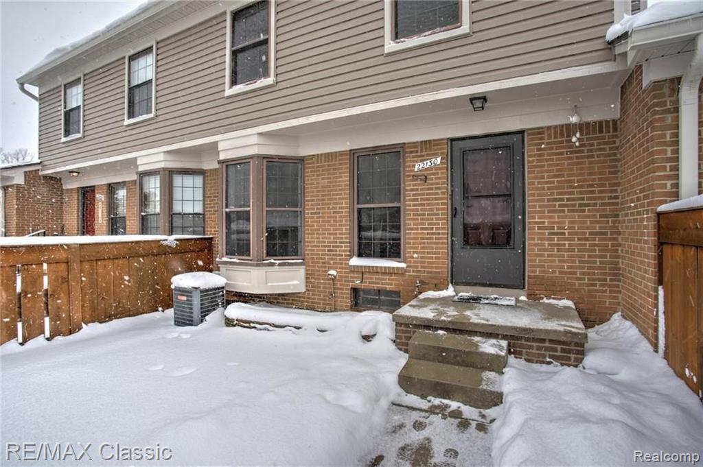 22130 Edgewater Novi, MI 48375 - Photo 1 of 22
