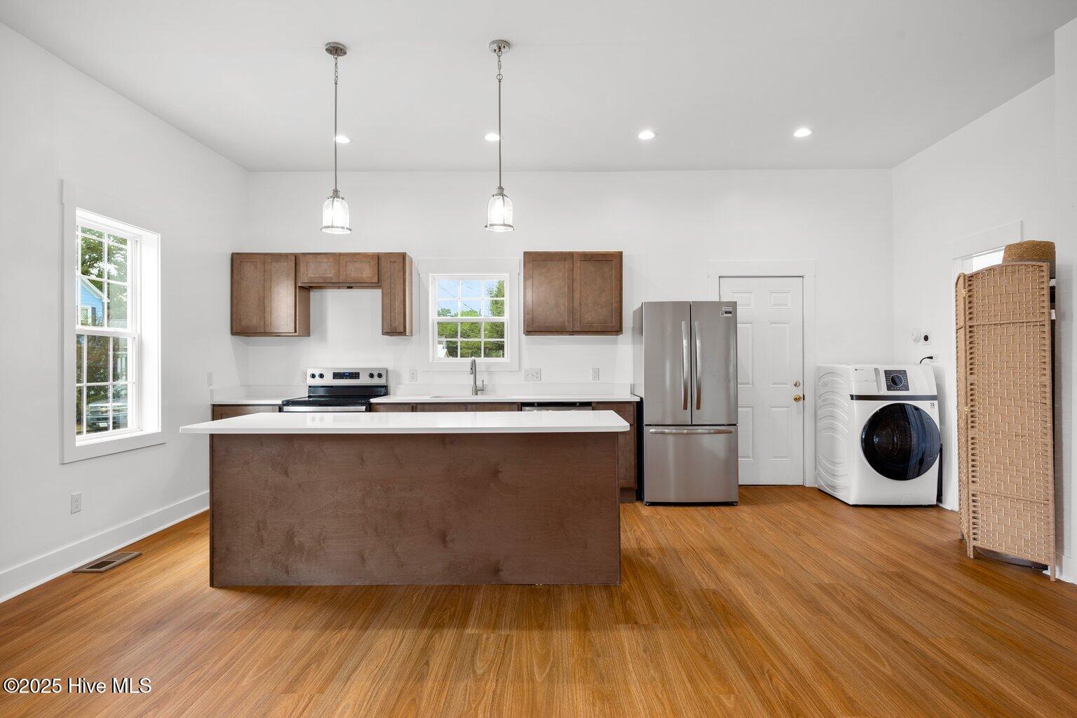 901 Walnut Street Wilmington, NC 28401 - Photo 12 of 39 IMG_2371