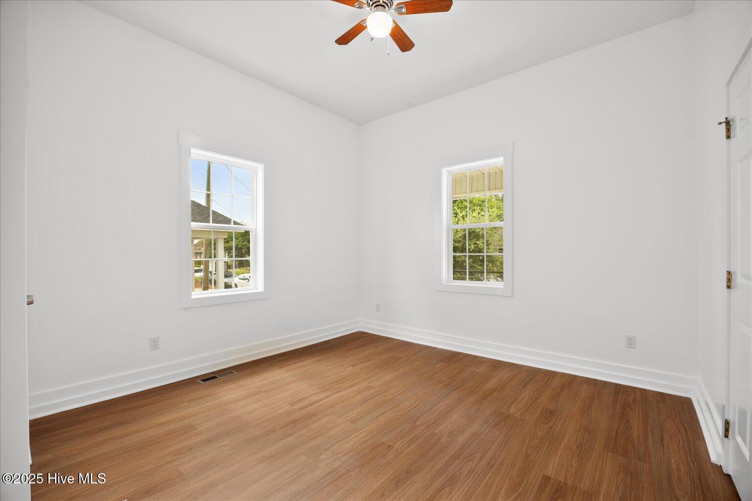 901 Walnut Street Wilmington, NC 28401 - Photo 23 of 39 19-IMG_9914