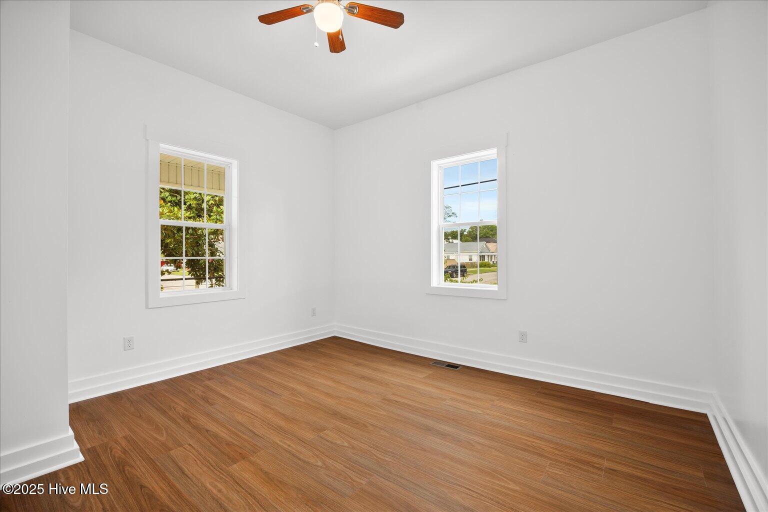 901 Walnut Street Wilmington, NC 28401 - Photo 25 of 39 22-IMG_9924