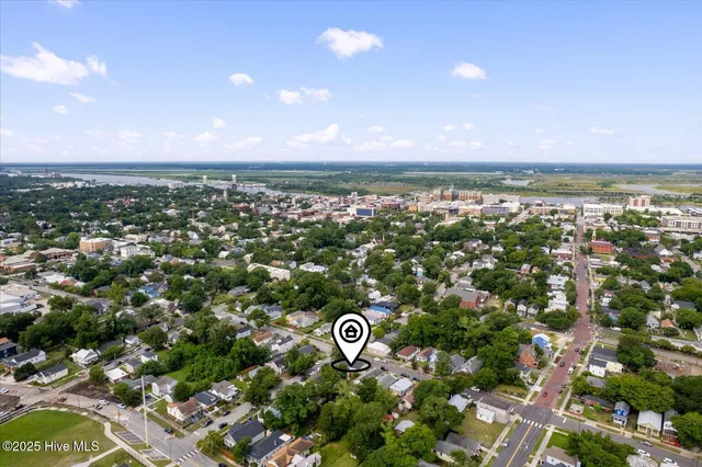 $334,500 | 901 Walnut Street, Wilmington, NC 28401