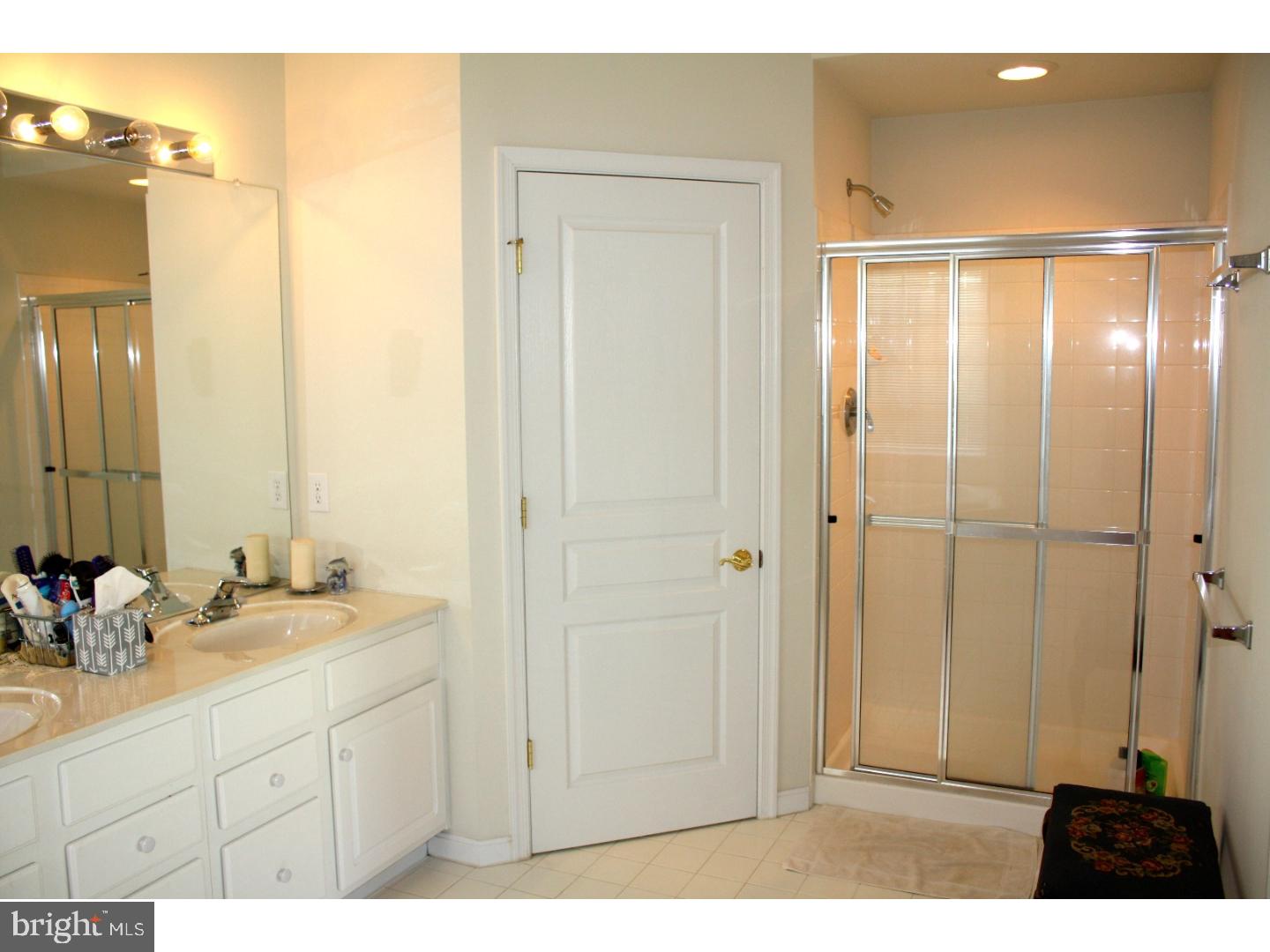 307 Aster Circle Kennett Square, PA 19348 - Photo 8 of 15 Bathroom