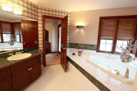 12255 Lillie Road Byron, MI 48418 - Photo 15 of 33 20343439-14.JPG