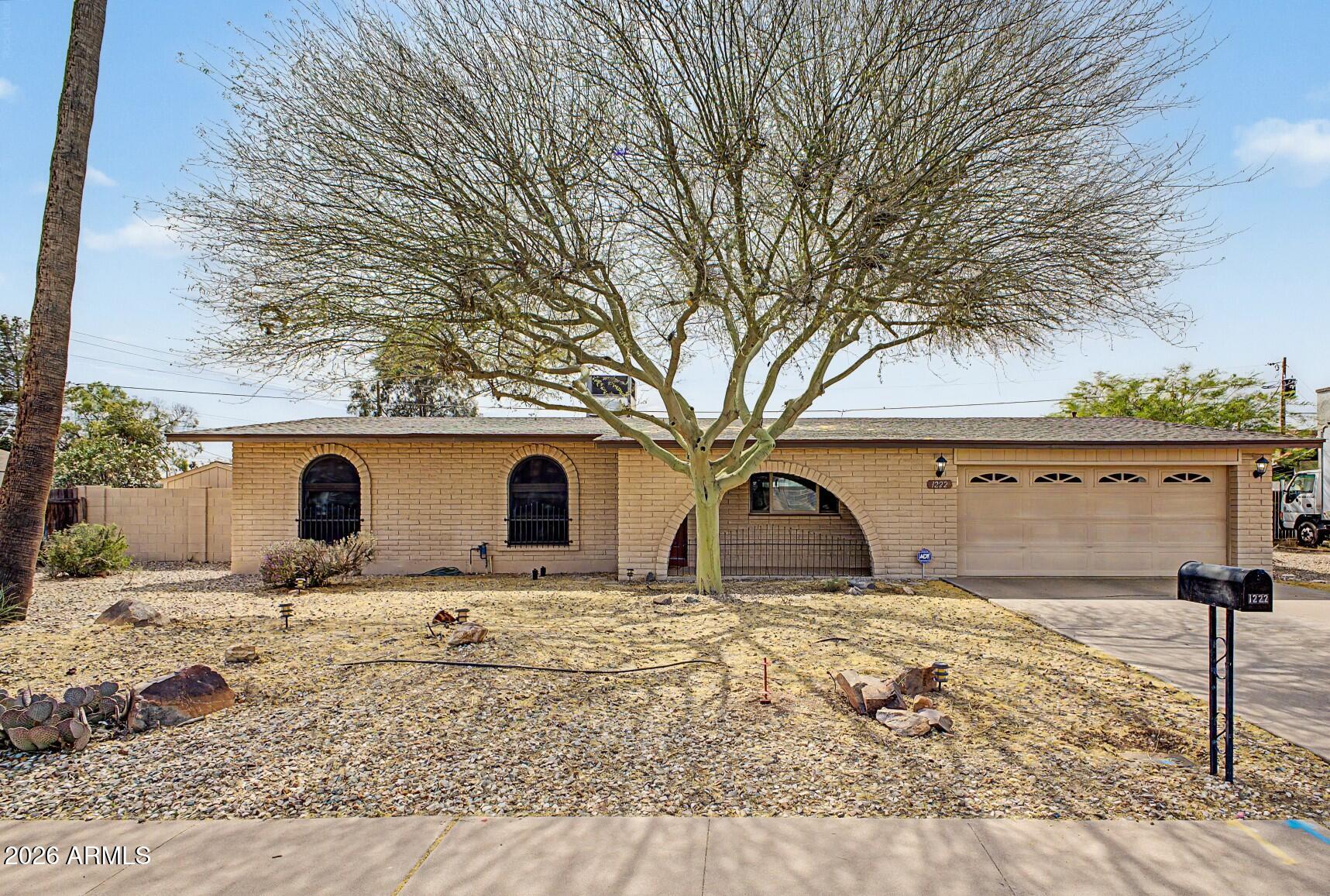 1222 North 25th Street Mesa, AZ 85213 - Photo 2 of 26
