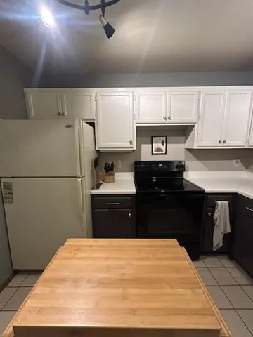 $184,900 | 12000 West Bluemound Road, Unit 111, Wauwatosa, WI 53226