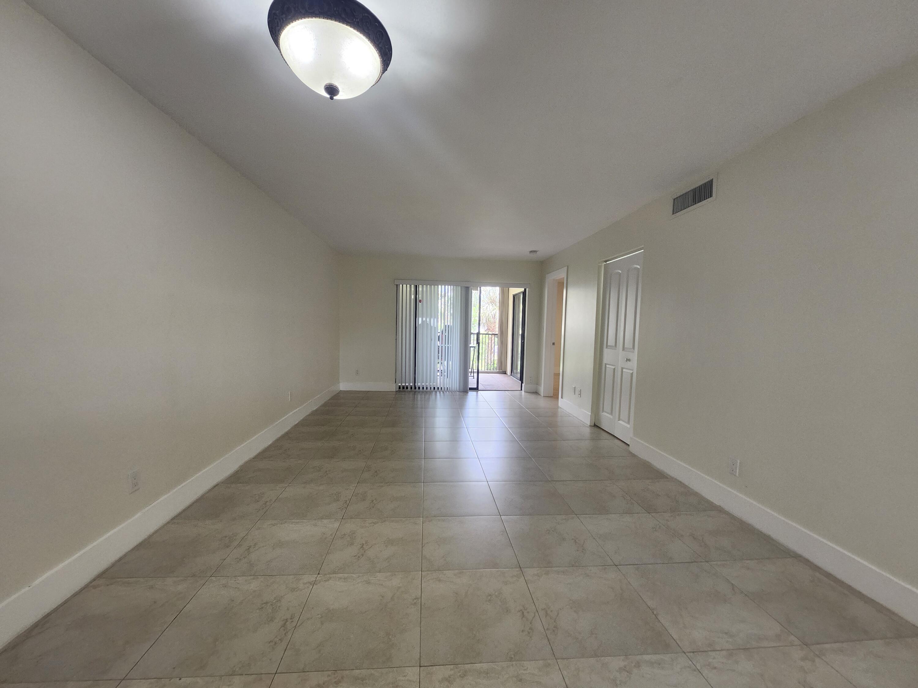 3470 Foxcroft Road, Unit 207 Miramar, FL 33025 - Photo 4 of 20 1000032559