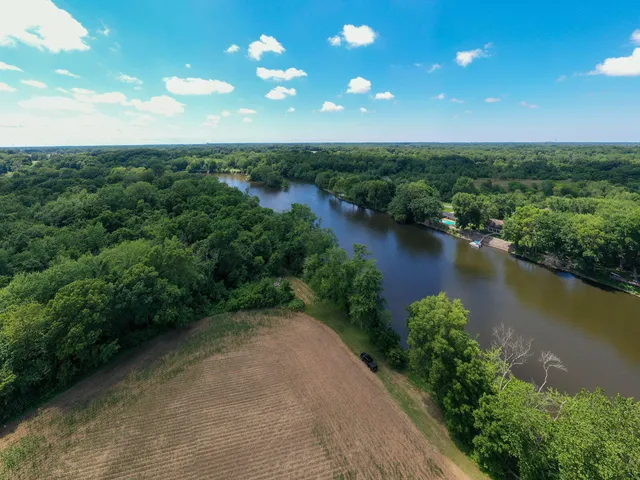 $699,999 | 3100 River Road, Sodus, MI 49126