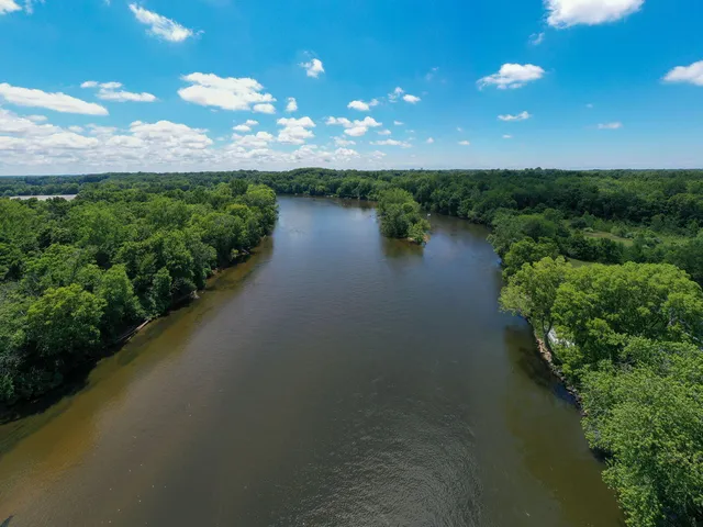 $699,999 | 3100 River Road, Sodus, MI 49126