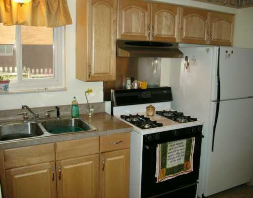 13 Fenway Road Pittsburgh, PA 15209 - Photo 3 of 8 Gallery Image 3
