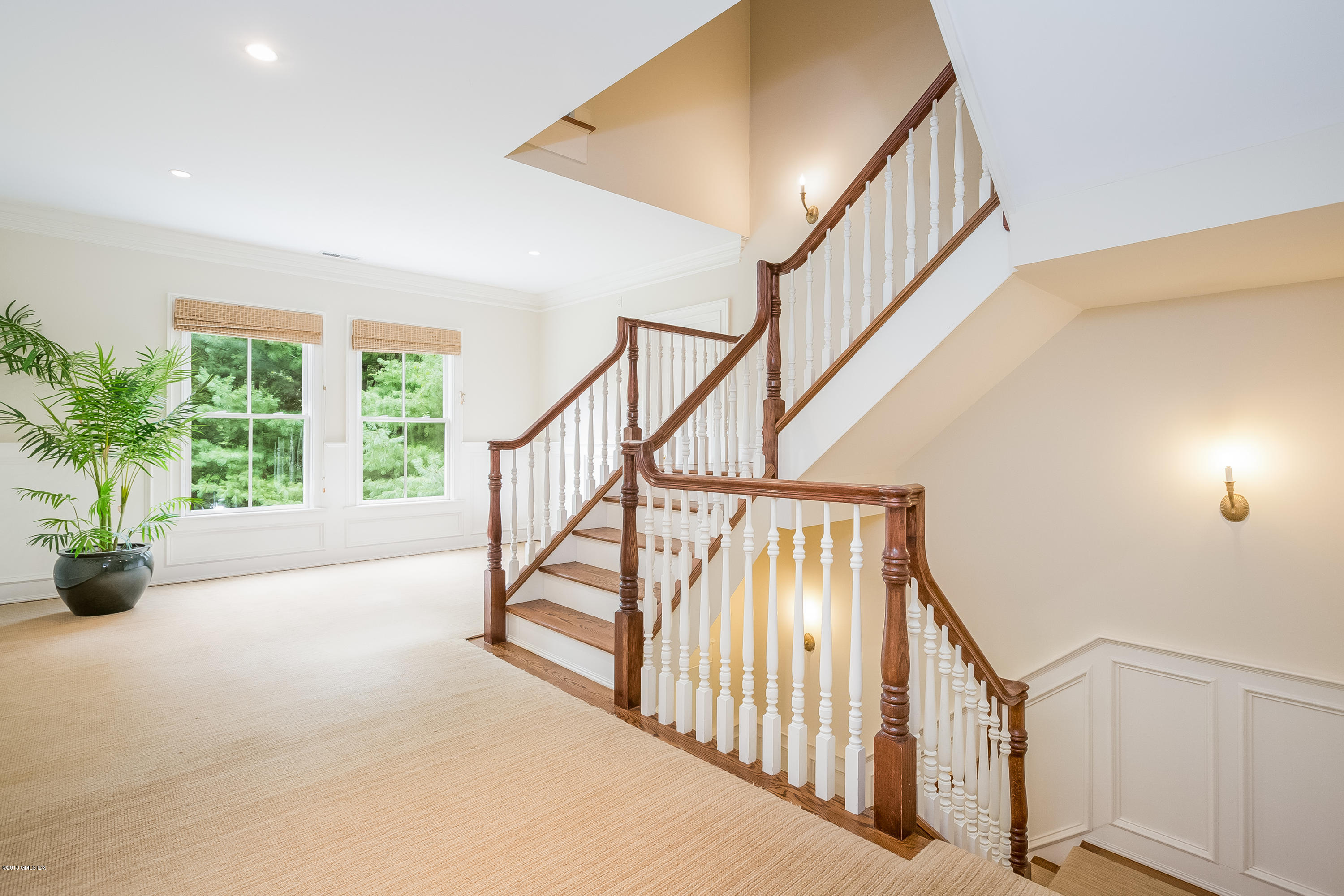 95 Stanwich Road Greenwich, CT 06830 - Photo 18 of 39 Foyer-6189714 (1)