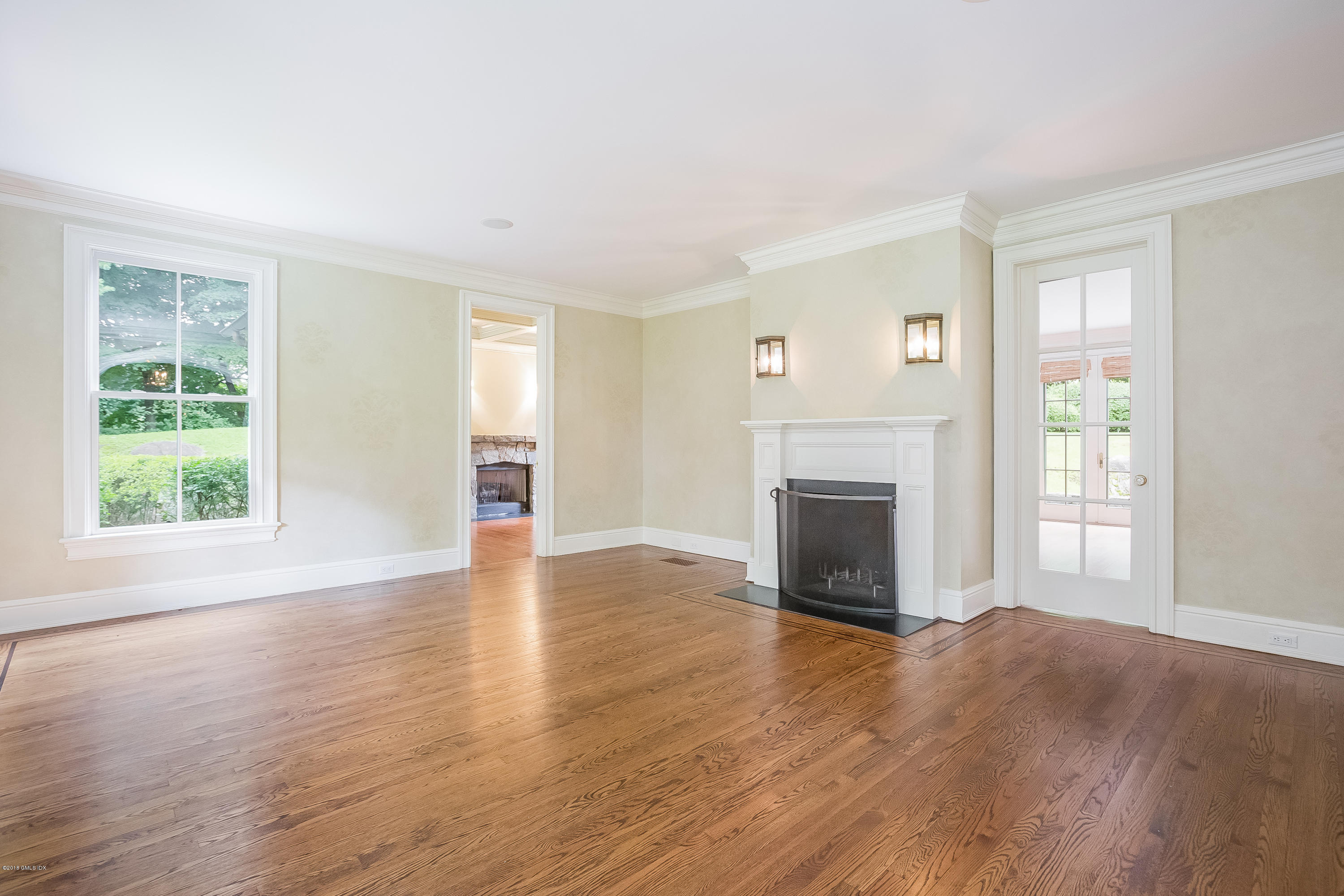 95 Stanwich Road Greenwich, CT 06830 - Photo 9 of 39 Living Room-6189710