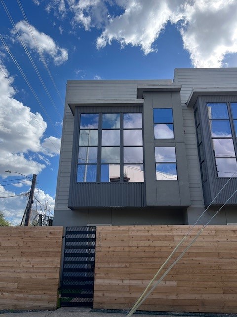 1045 Bonner Street Houston, TX 77007 - Photo 1 of 17 a view of front door of a house