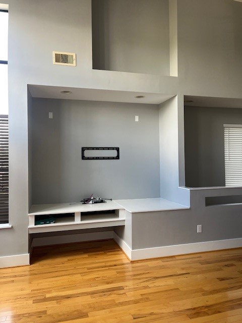1045 Bonner Street Houston, TX 77007 - Photo 12 of 17 a view of a kitchen with kitchen island