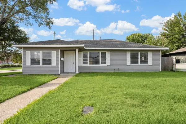 $1,698 | 2101 Norman Street, Pasadena, TX 77506
