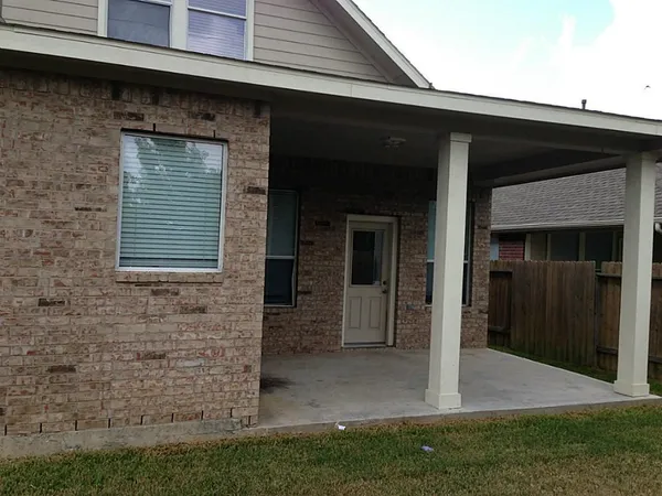$2,400 | 5310 Barleycorn Lane, Katy, TX 77494